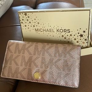 Michael Kors clutch wallet brand new with tags
